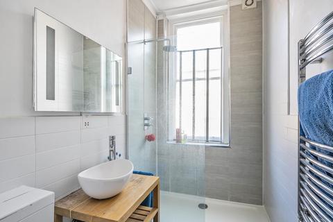 62b Gascony Avenue, London, NW6 4NE