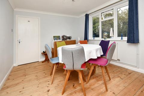 The Moorland Elm Hill, Motcombe, Shaftesbury, SP7 9HR