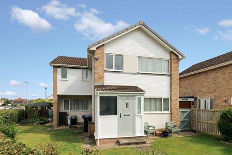 4 bedroom detached house for sale, Whitcliffe Drive, Ripon