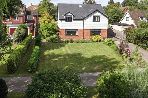 4 bedroom detached house for sale, Chalmore Gardens, Wallingford OX10