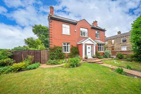 4 bedroom detached house for sale, Bradford Road, Wakefield, WF3