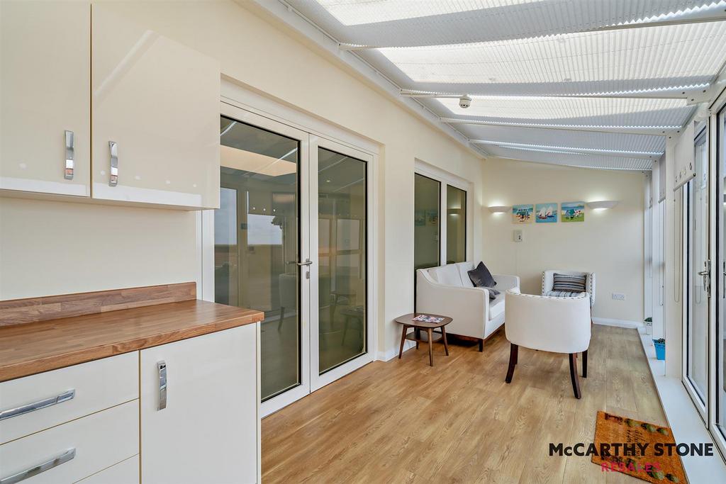 8617123-interior18-800.jpg