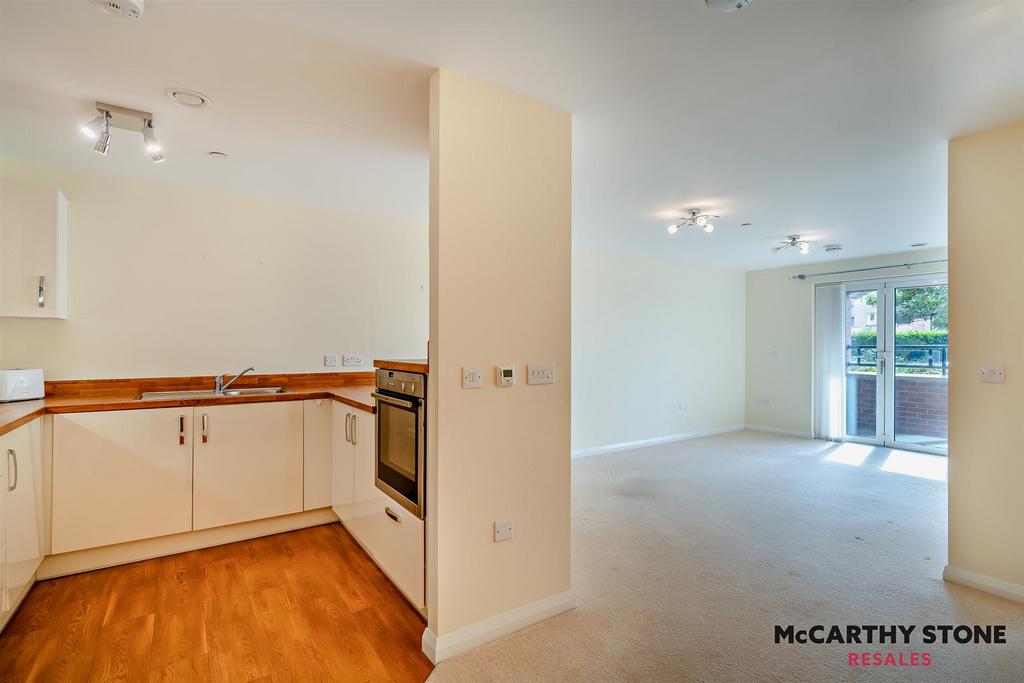 8617123-interior05-800.jpg