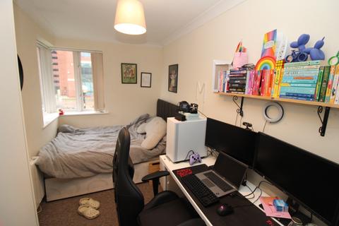 2 bedroom apartment to rent, St. Lawrence Quay, Salford, Lancashire, M50