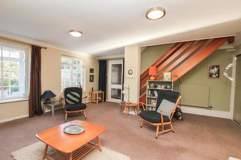 4 Barton Mews, Ely, CB7 4DR