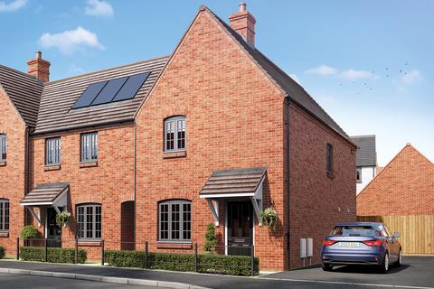 3 bedroom terraced house for sale, Plot 18, The Clohamon at St James View, Field View,  NN13