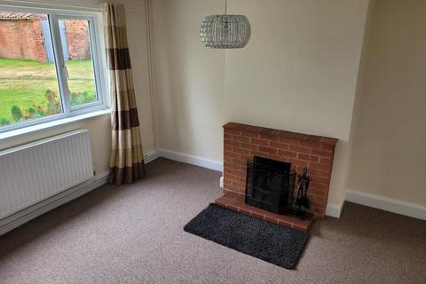 3 bedroom semi-detached house to rent, Grange Farm Cottages, West Burton, Retford