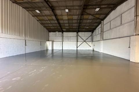 Industrial unit to rent, Hawton Lane, Newark, Nottinghamshire, NG24