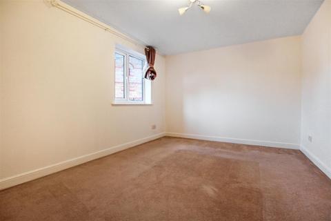 2 bedroom flat for sale, Watford WD18