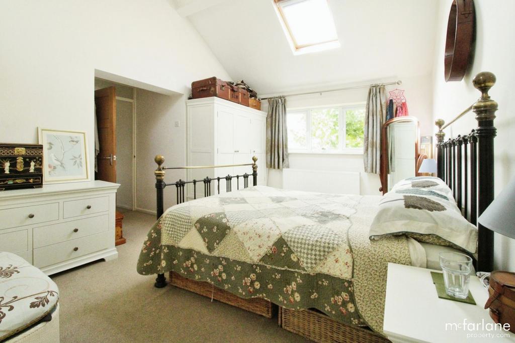 Master Bedroom (Bedroom 1)