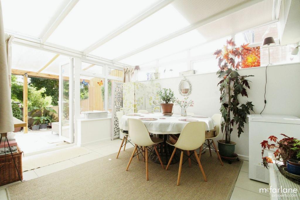 Breakfast Room