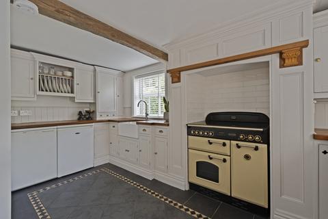 3 bedroom cottage for sale, Moorhill Road, West End, Southampton, Hampshire. SO30 3AZ