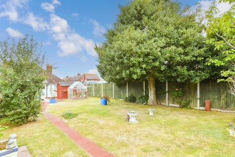 2 bedroom chalet for sale, Argyle Gardens, Margate, Kent