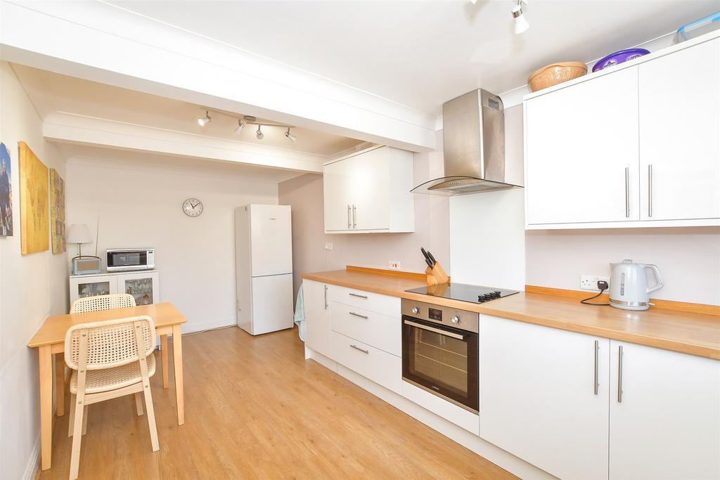 Kitchen/ Breakfast Room