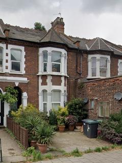 2 bedroom ground floor flat for sale, 165 Archway Road, London, Haringey, N6 5BL