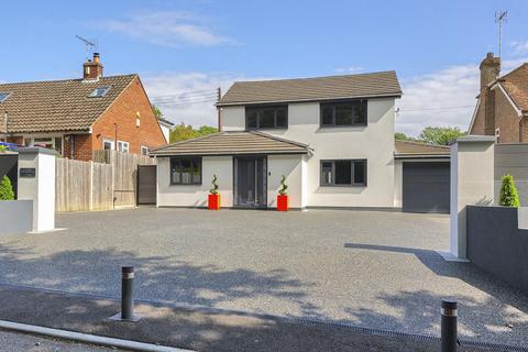 4 bedroom detached house for sale, Harple Lane, Detling ME14