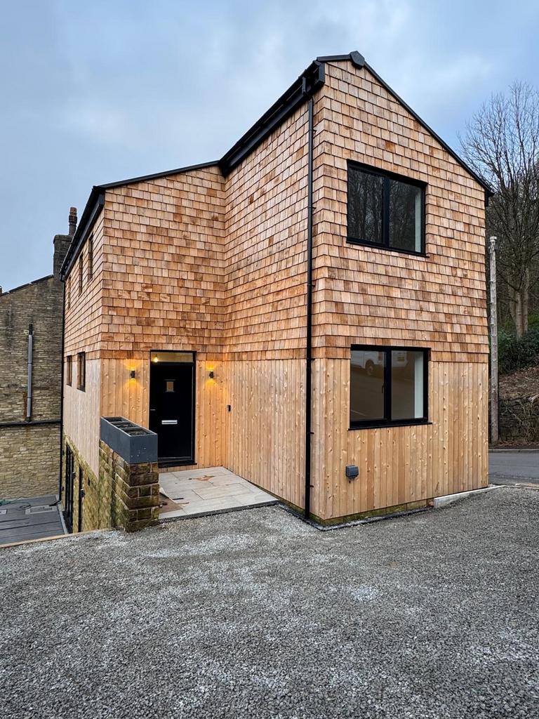 Falling Royd Hebden Bridge Cliffe Royd, Hebden Bridge, HX7 8DL 4 bed detached house - £550,000