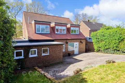 4 bedroom detached house for sale, Southlands, East Grinstead, West Sussex