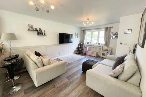 3 bedroom end of terrace house for sale, Magnolia Mews, Thornton FY5