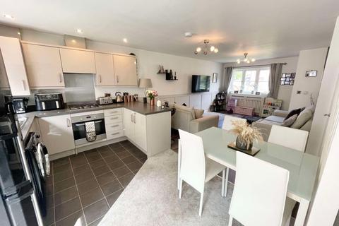 3 bedroom end of terrace house for sale, Magnolia Mews, Thornton FY5