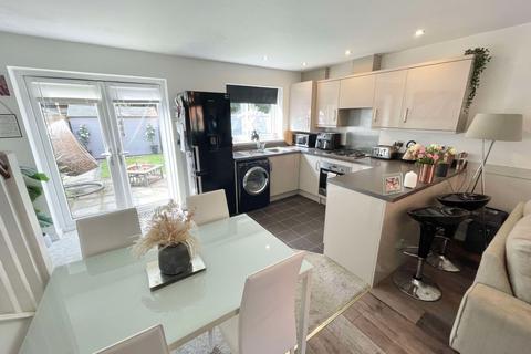 3 bedroom end of terrace house for sale, Magnolia Mews, Thornton FY5