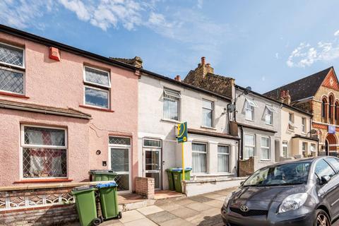 3 bedroom terraced house for sale, Waverley Crescent, Plumstead, London, SE18