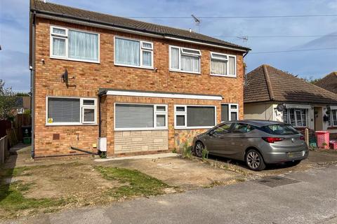 66 Oxford Crescent, Clacton-on-sea, CO15 3PZ