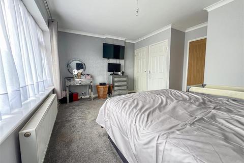 66 Oxford Crescent, Clacton-on-sea, CO15 3PZ