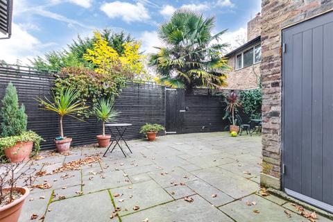 3 bedroom apartment for sale, Canonbury Park South, Canonbury, London, N1