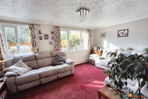 4 bedroom end of terrace house for sale, Tirrington, Bretton, Peterborough, PE3