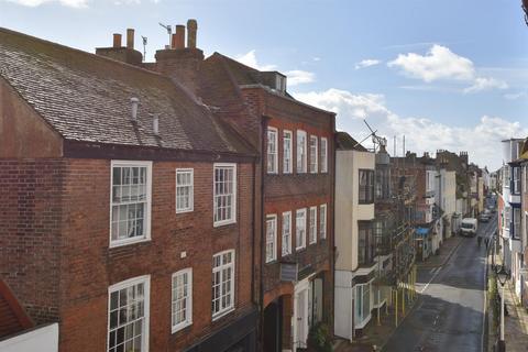 3 bedroom terraced house to rent, High Street, Hastings TN34