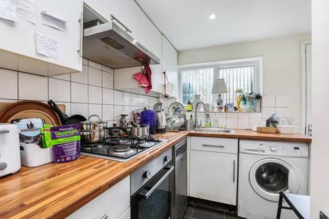 1 bedroom flat for sale, Bushey Hill Road, London, SE5