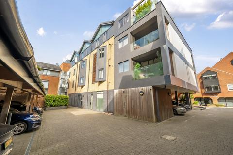 1 bedroom apartment for sale, Staple Gardens, Winchester, Hampshire, SO23