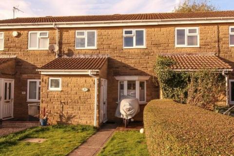 3 bedroom terraced house to rent, Larkspur Crescent, Yeovil