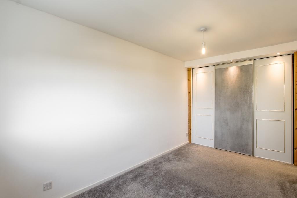 Bedroom 1a
