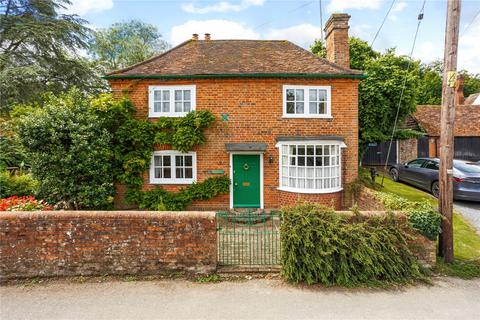 4 bedroom detached house for sale, Church Road, Marlow, Buckinghamshire, SL7