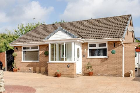 2 bedroom detached bungalow for sale, Sandstone Road, Wigan WN3