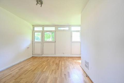 1 bedroom flat for sale, Glengall Road, London, SE15 6RS