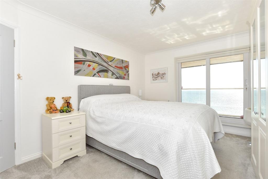 Rock Gardens, Bognor Regis, West Sussex 1 bed apartment for sale £325,000