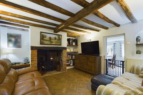 3 bedroom cottage for sale, Woodside Cottages, Basingstoke, RG25