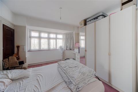 3 bedroom end of terrace house for sale, Milton Grove, London, N11