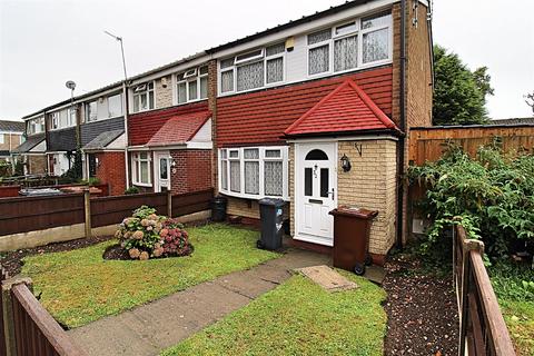 3 bedroom end of terrace house for sale, Kington Gardens, Birmingham B37