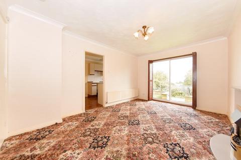 2 bedroom semi-detached bungalow for sale, Hardy Court, Morley, Leeds