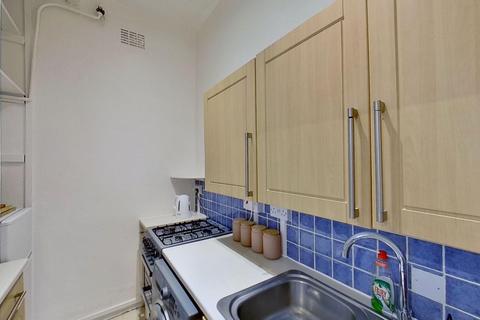 1 bedroom flat to rent, Wardlaw Terrace, Edinburgh, EH11