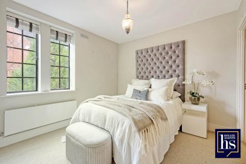 2 bedroom apartment for sale, Albert Court, Brentwood CM14