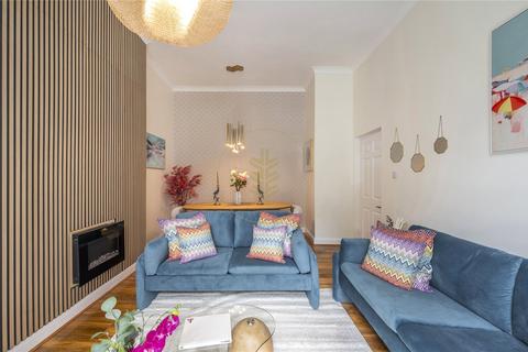 1 bedroom apartment for sale, Cambridge Avenue, Kilburn, London, NW6