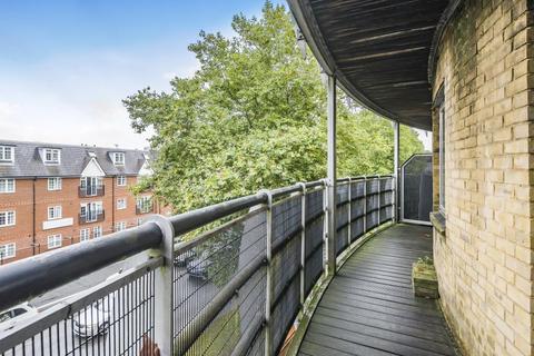 2 bedroom flat for sale, Central Reading,  Berkshire,  RG1