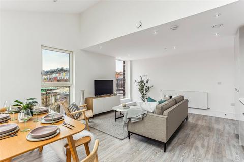 2 bedroom penthouse for sale, B.06.03 McArthur's Yard, Gas Ferry Road, Bristol, BS1