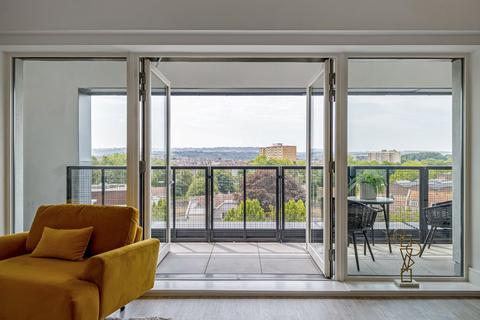 2 bedroom penthouse for sale, B.06.03 McArthur's Yard, Gas Ferry Road, Bristol, BS1