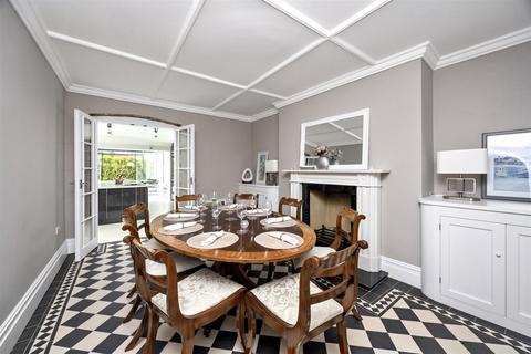 5 bedroom house for sale, Ambrose Place, Worthing